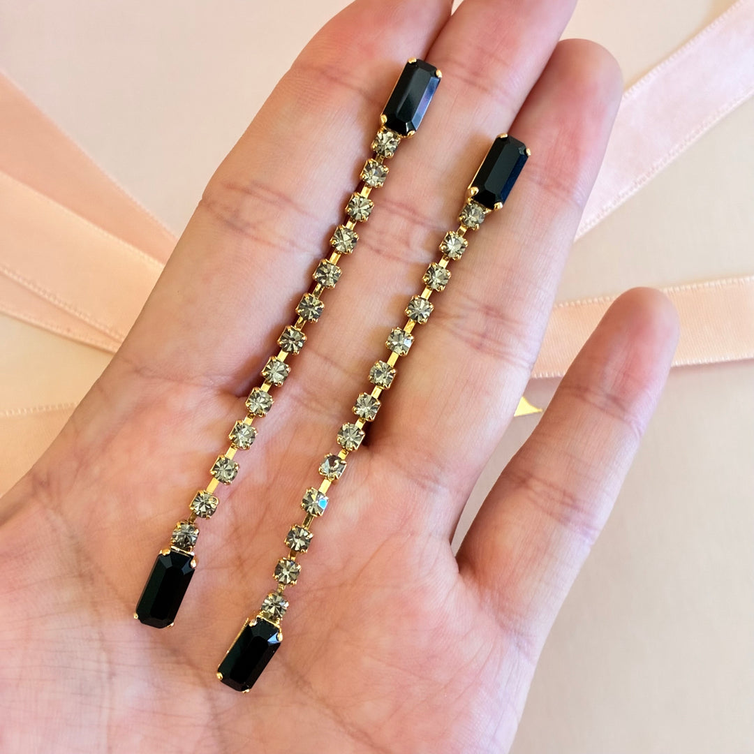 Black preciosa crystals long earrings