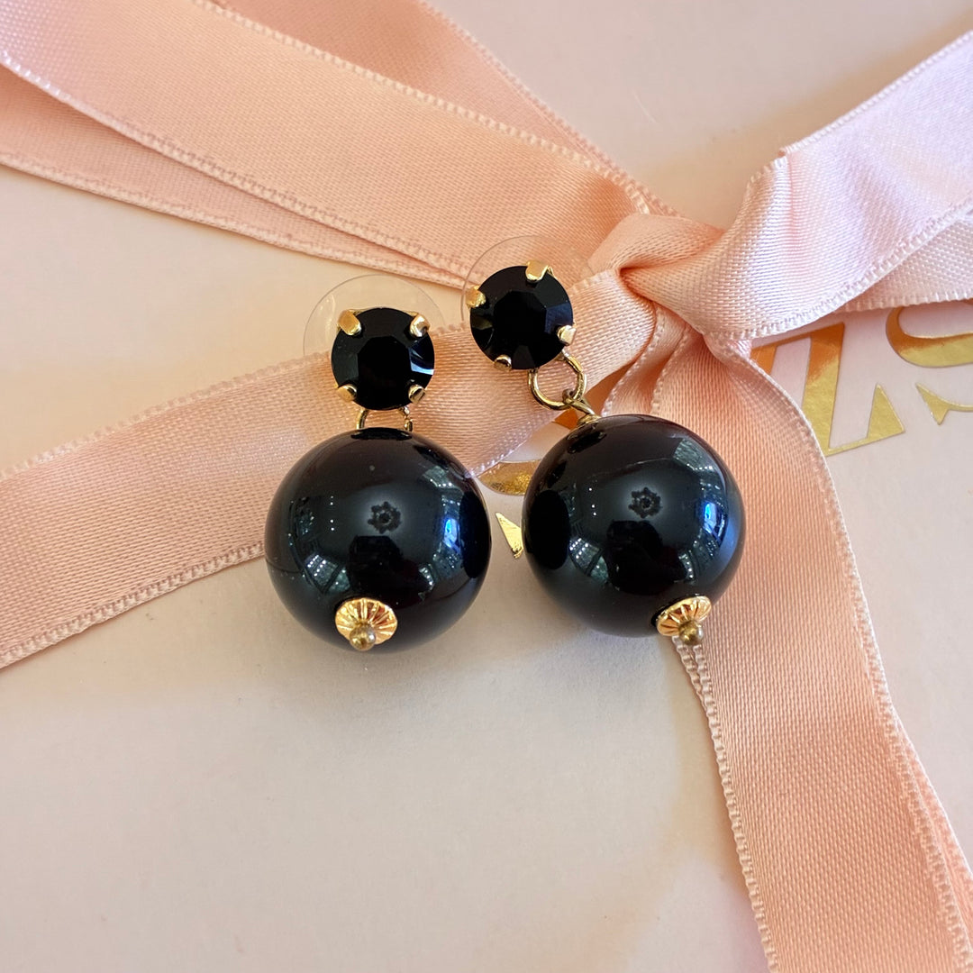 Black preciosa crystals earrings