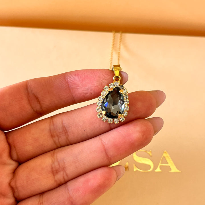 Grey teardrop preciosa crystals set