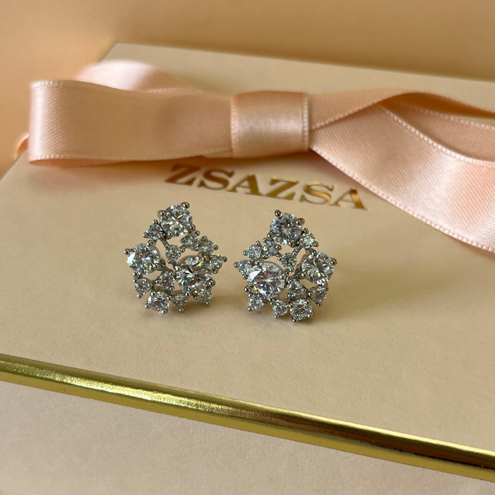 Silver zircone studs