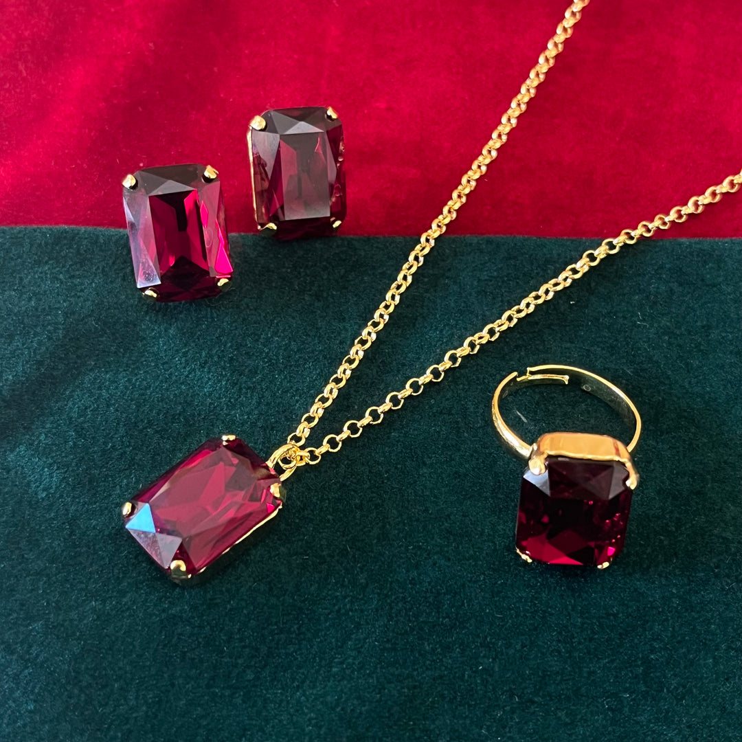 Dark red preciosa Crystals set