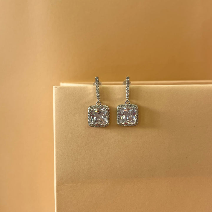 Square zircone earrings