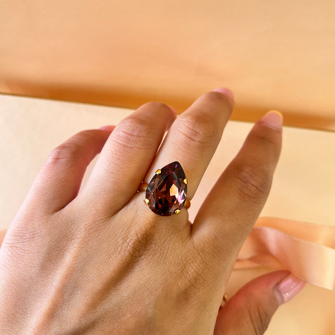 Purple teardrop Preciosa crystals set