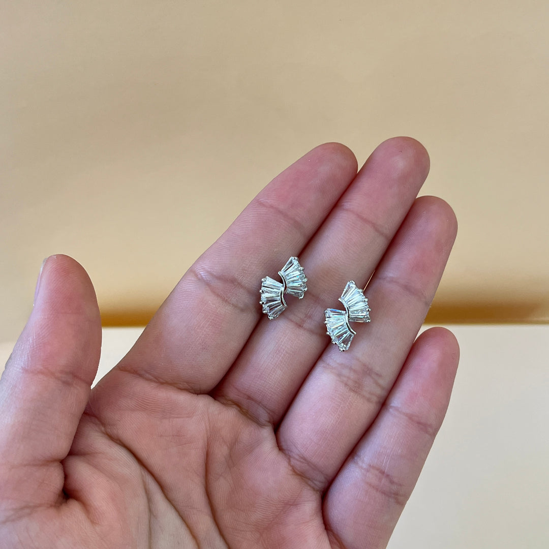 Silver zircone baguette studs