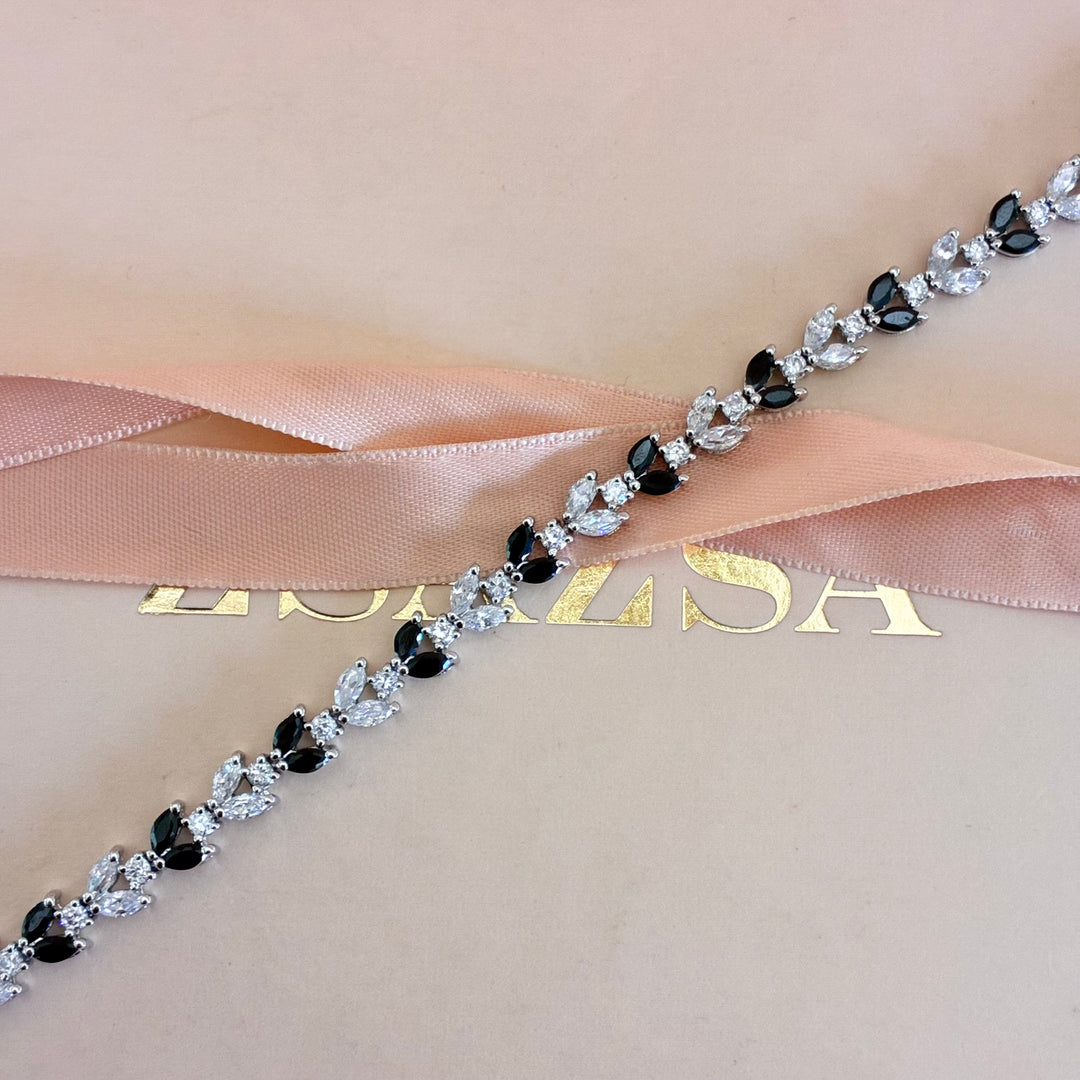 Marquise black dainty zircone bracelet