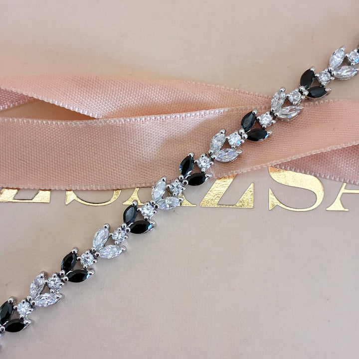 Marquise black dainty zircone bracelet