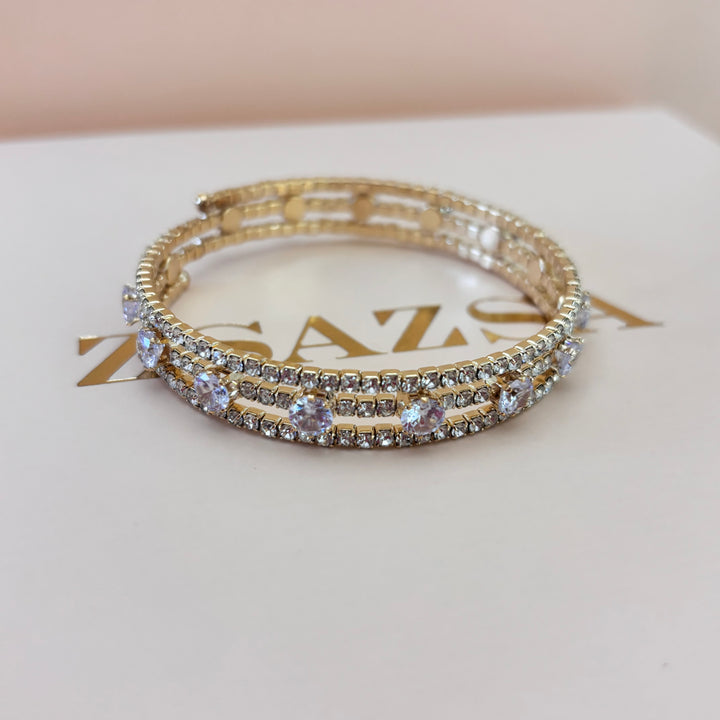 Elegant bangle