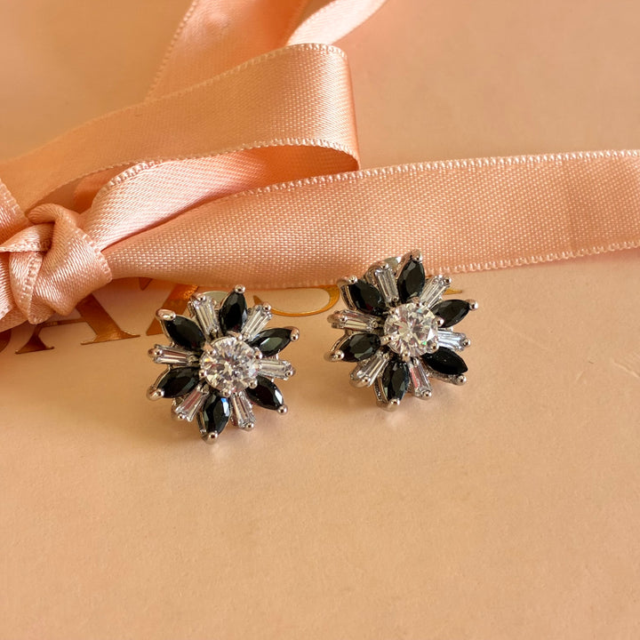 Black flower zircone studs