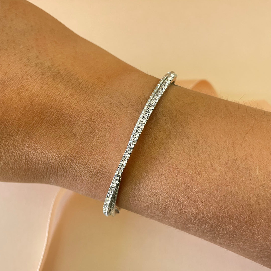 Dainty bangle