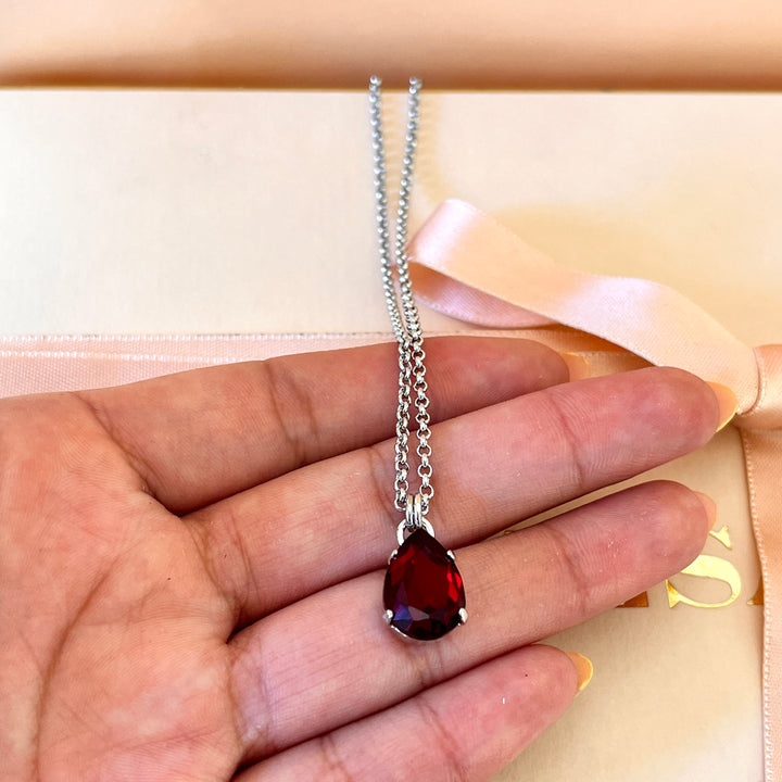 Dark red Swarovski crystals set