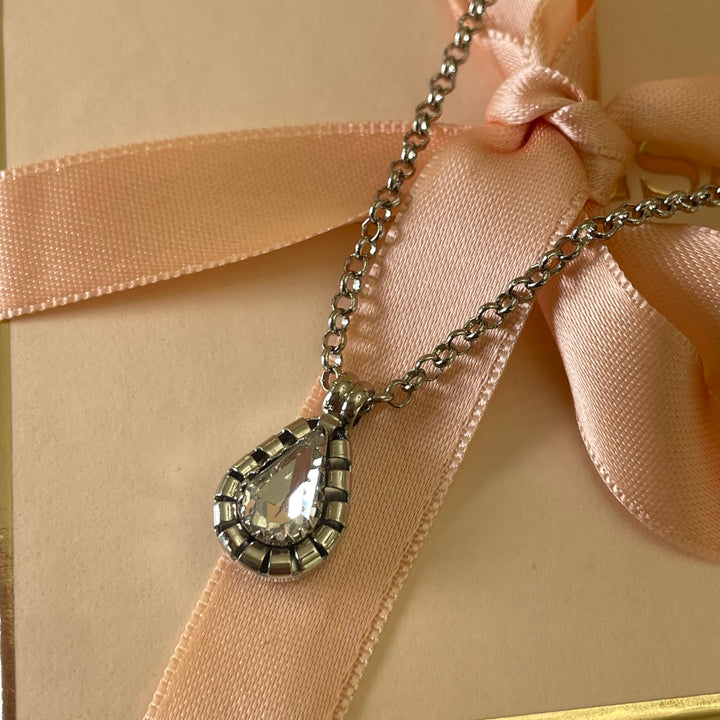 New vintage swarovski crystal 4 piece set