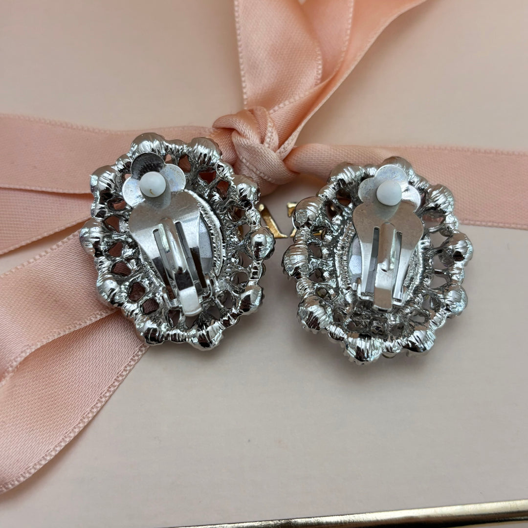 Lilac clips earrings