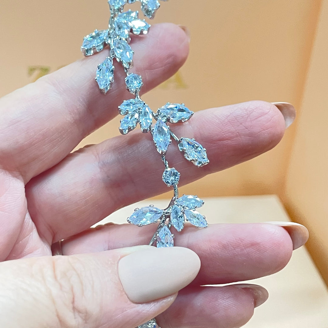 Dainty flexible marquise cubic zircone headpiece