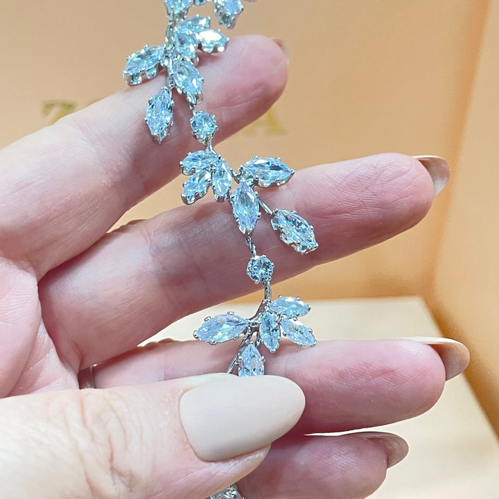 Dainty flexible marquise cubic zircone headpiece