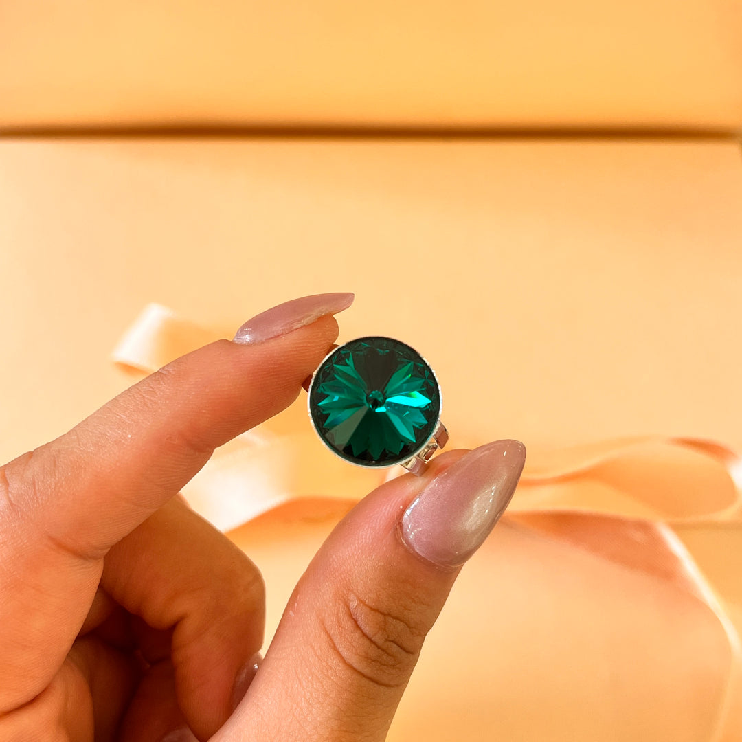 Dark green Swarovski crystals set