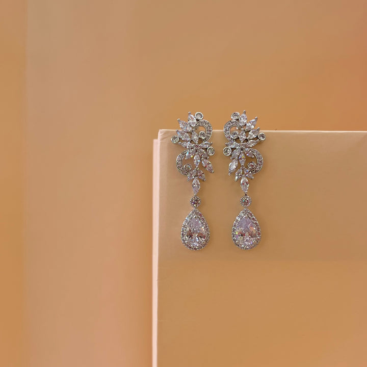 Silver zircone teardrop earrings