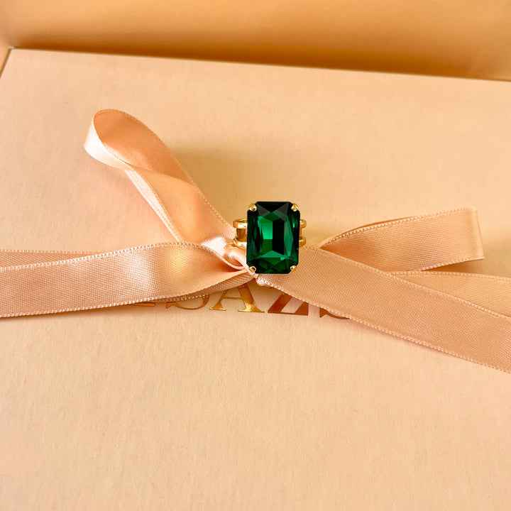 Dark green rectangular preciosa crystals studs and ring