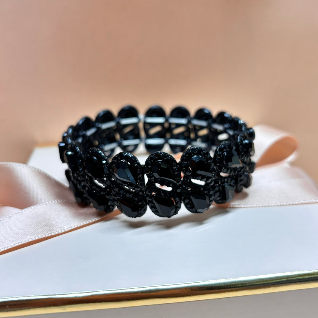 Teardrop black rhinestone bangle