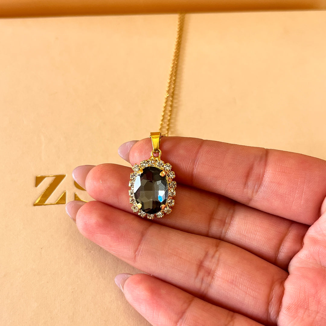 Grey oval preciosa crystals set