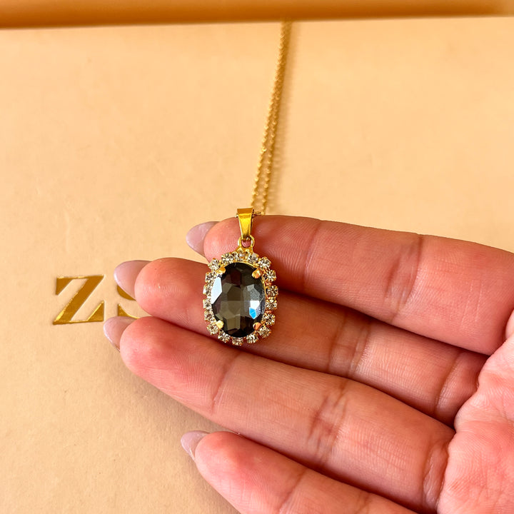 Grey oval preciosa crystals set