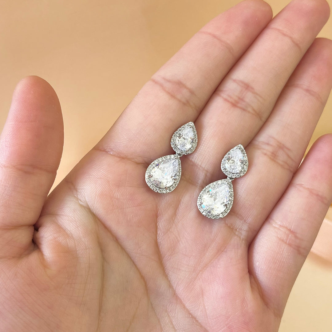 Silver zircone teardrop earrings