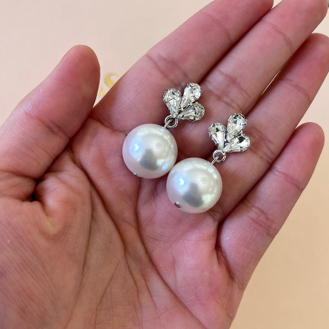 Silver preciosa crystals & pearls earrings