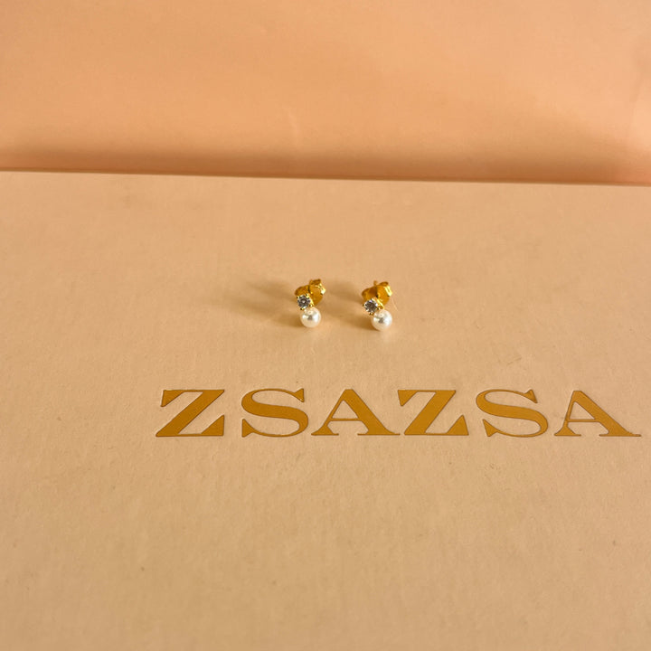 Pearl and zircone Sterling silver earrings