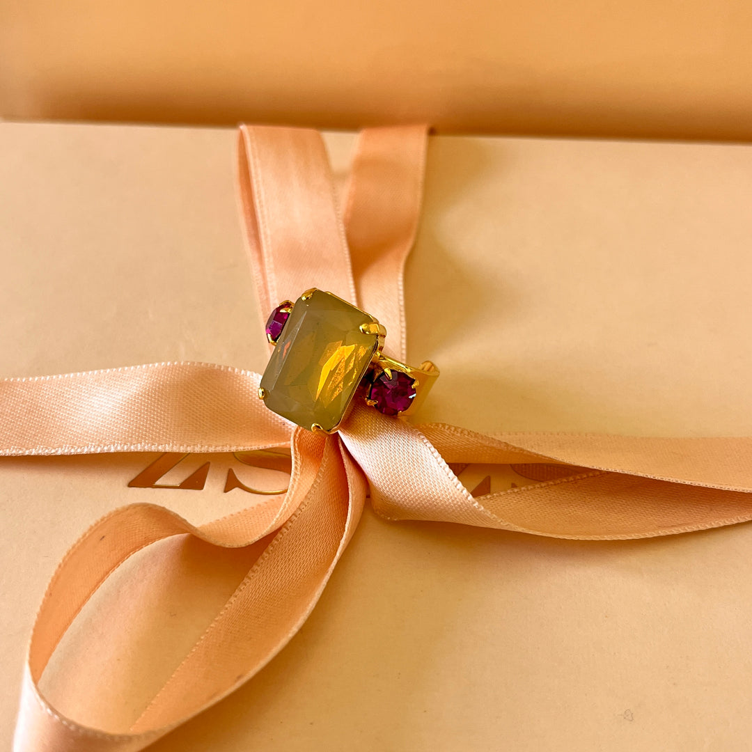 Fuchsia and yellow Swarovski crystals earrings and bracelet