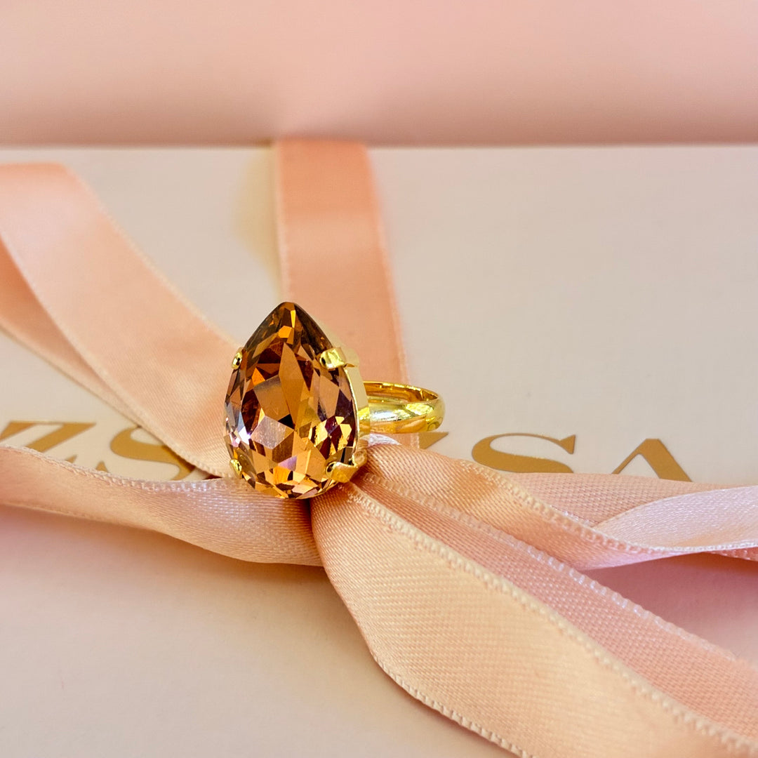 Teardrop Peach Preciosa crystals gold plated set