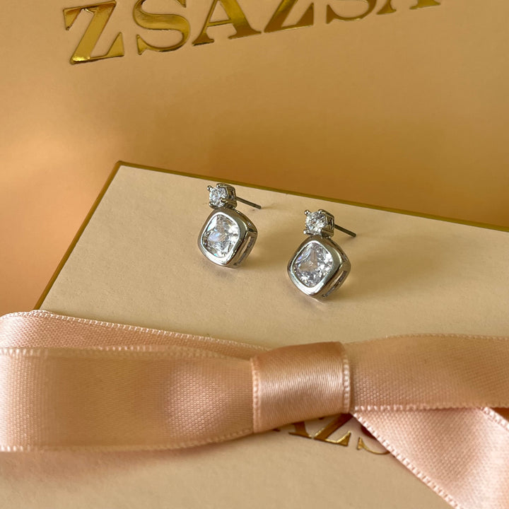 Silver zircone studs