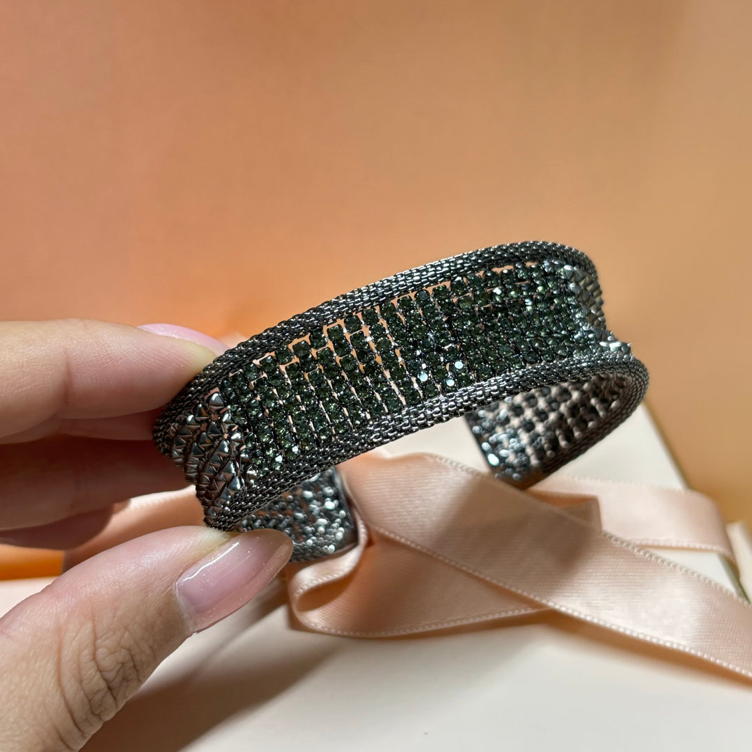 Statement grey bangle