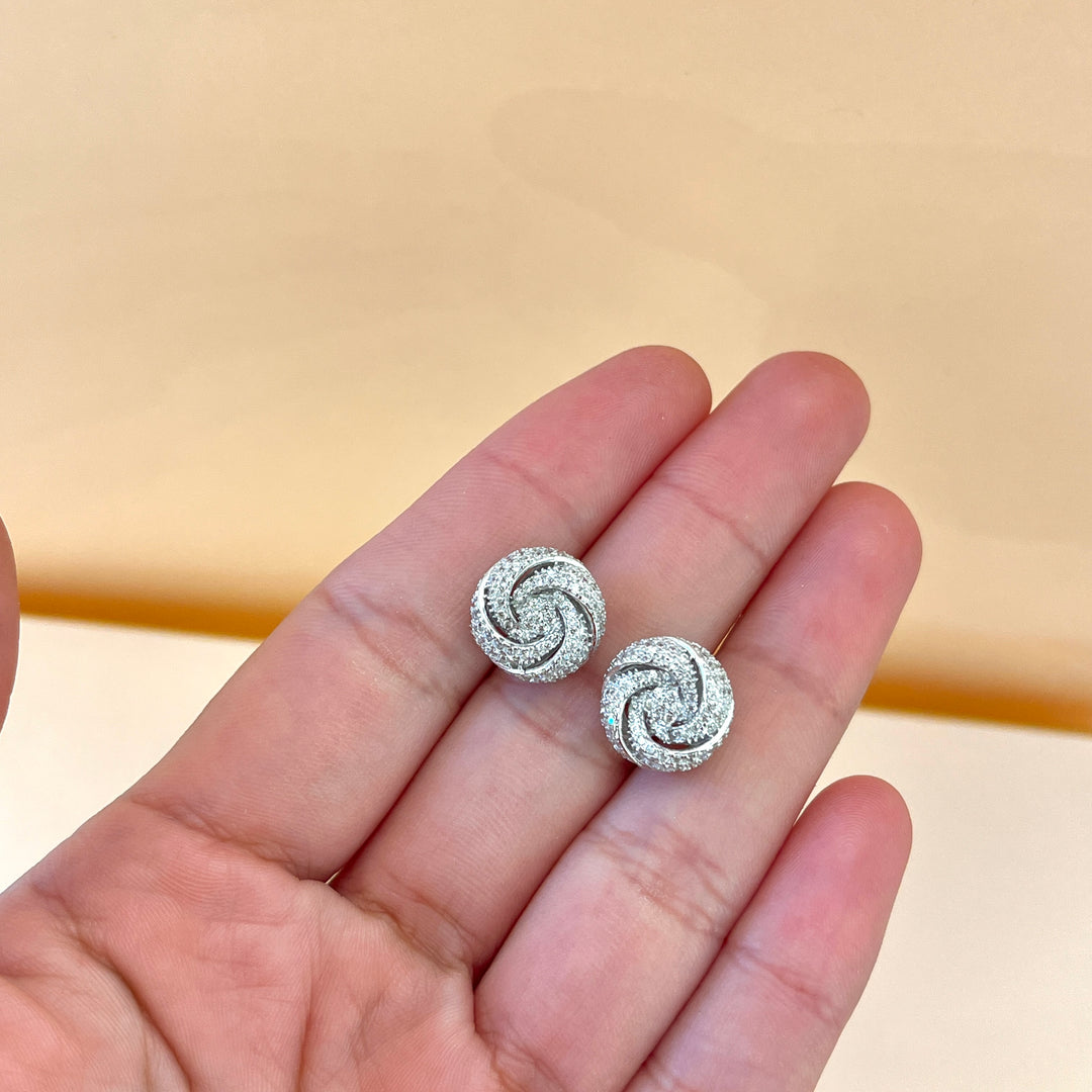 Silver round zircone set