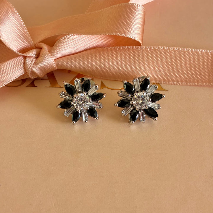 Black flower zircone studs