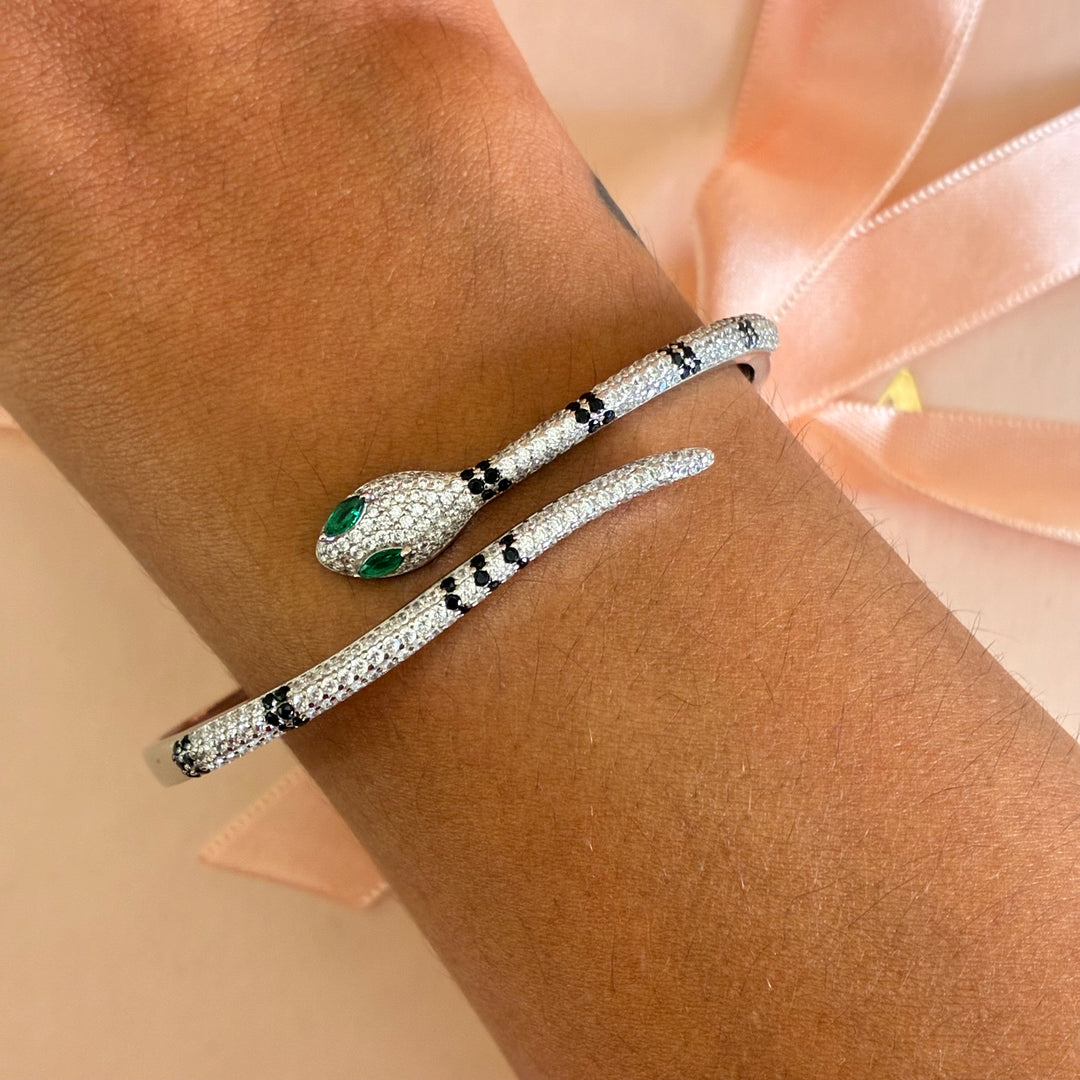 Snake green and black sterling silver bangle