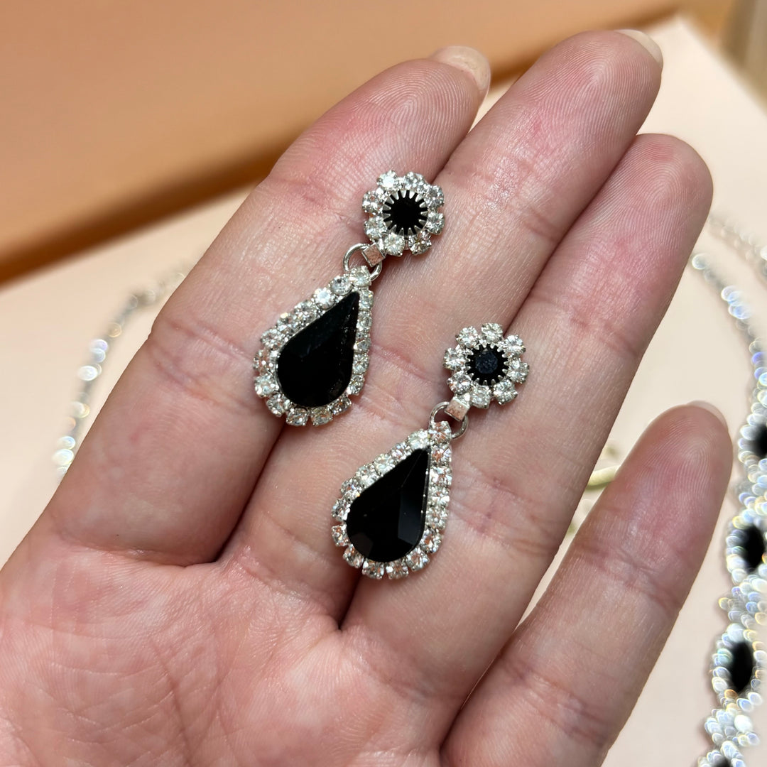 Teardop and marquise black rhinestone silver set