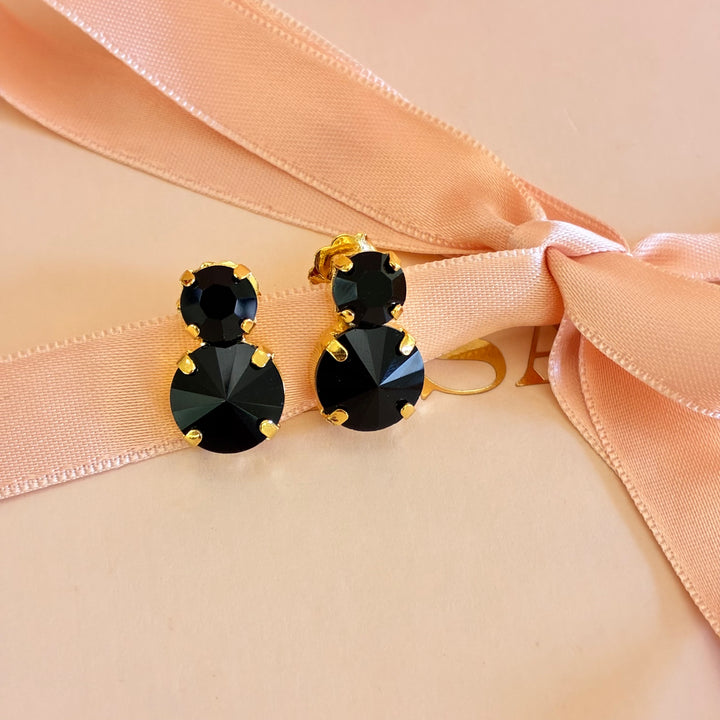 Double round black gold plated earrings
