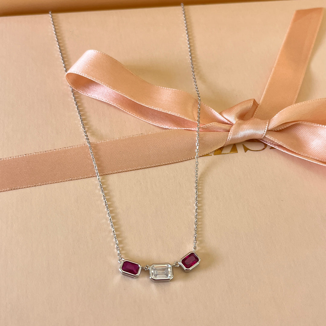 Red rectangular zircone set