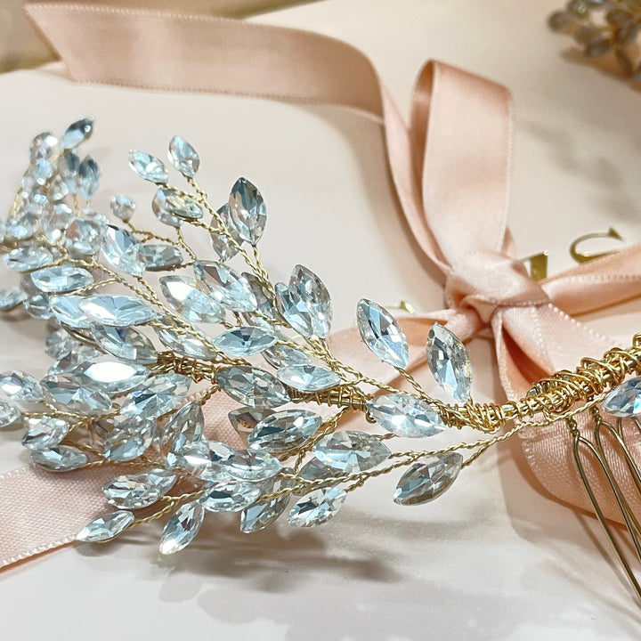 Stunning 2 side marquise comb