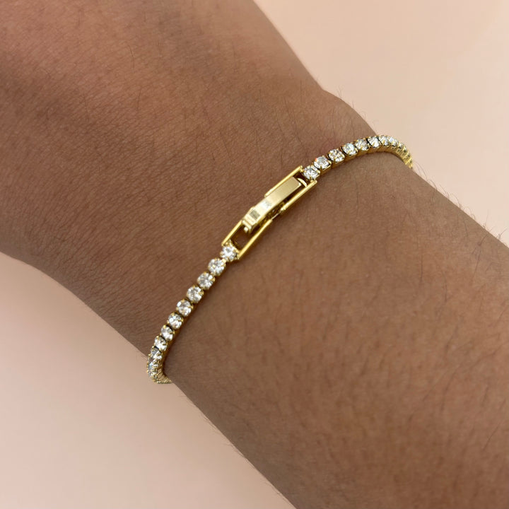 Thin tennis bracelet