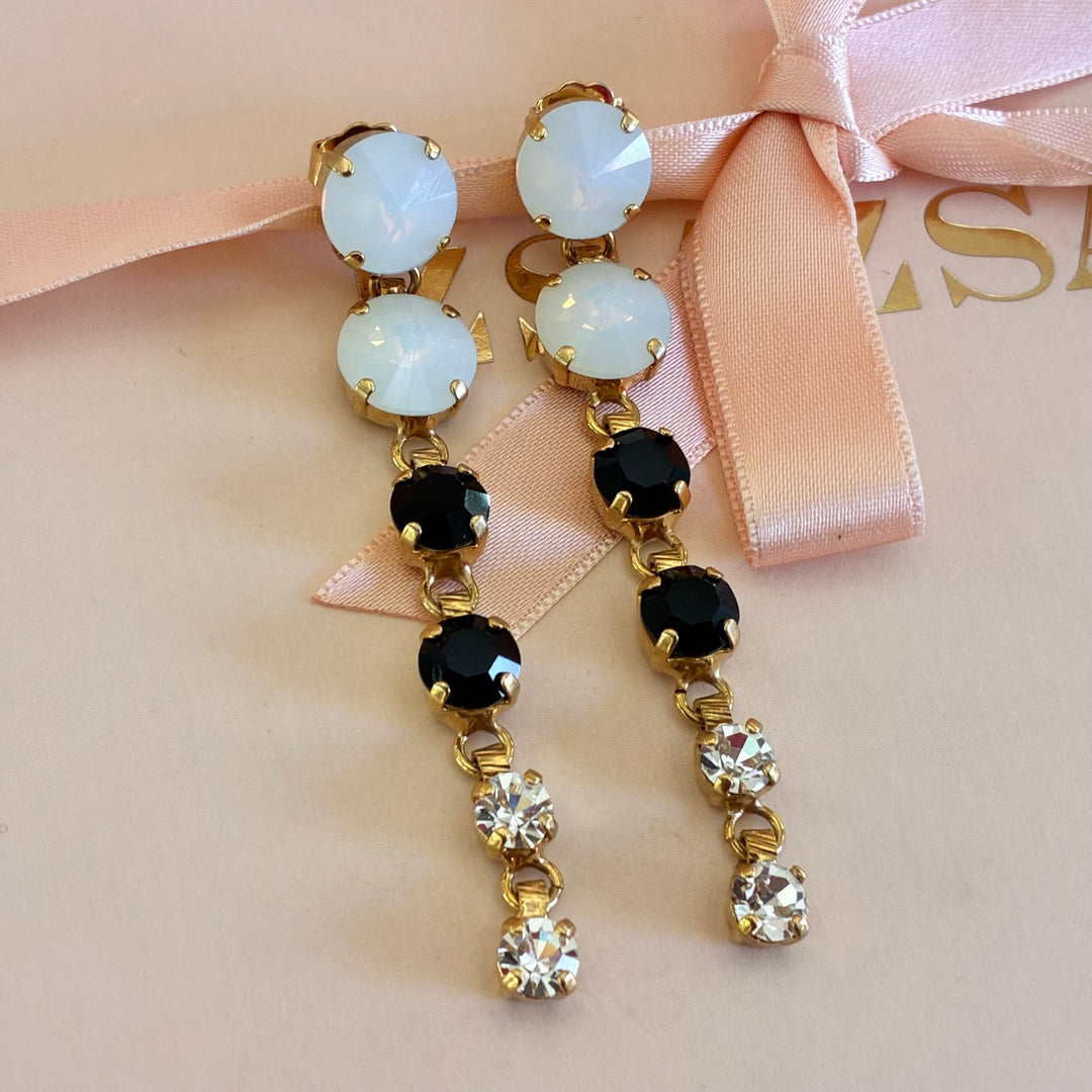 Black and white preciosa crystals set