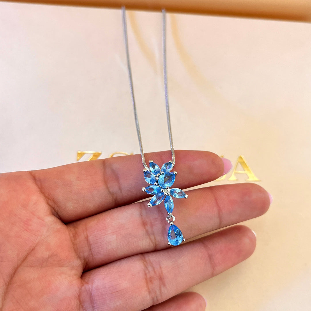 Light blue zircone set