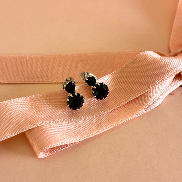 Black studs Swarovski crystals