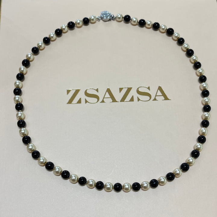 Cream & black silver Mallorca pearls set