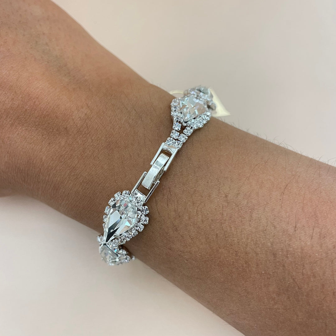 Teardrop bracelet