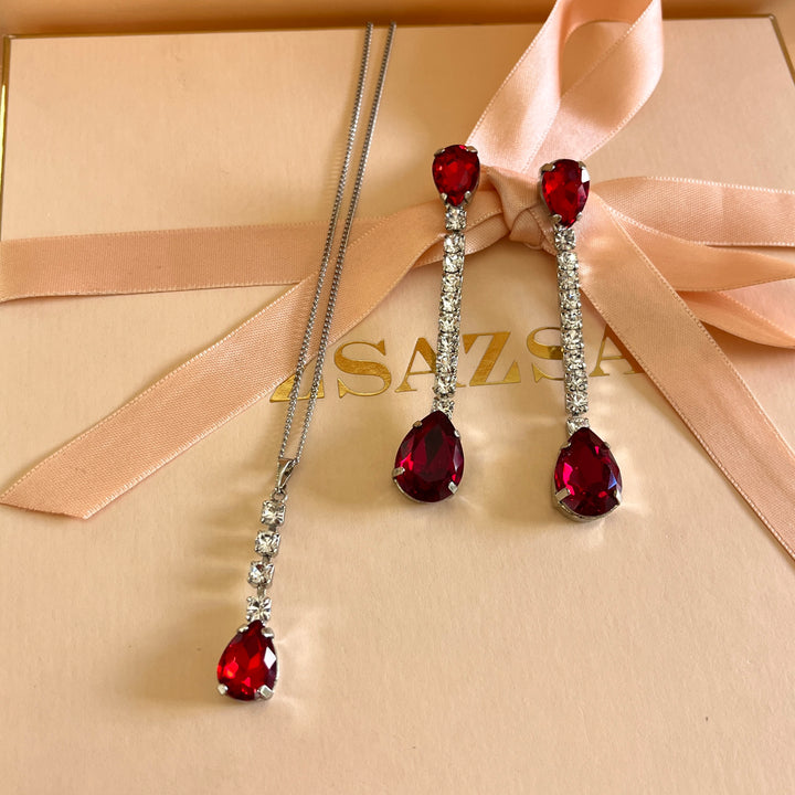 Red teardrop Preciosa crystals set