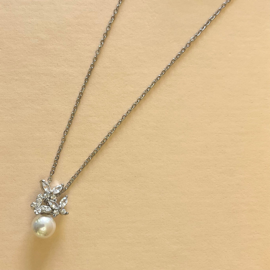 Zircone & pearls set