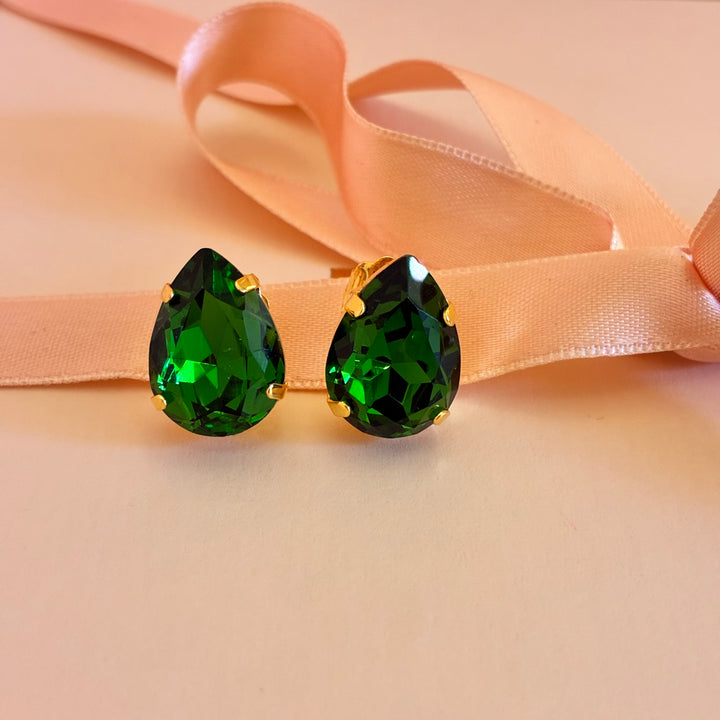 Teardrop green Preciosa crystals gold plated set