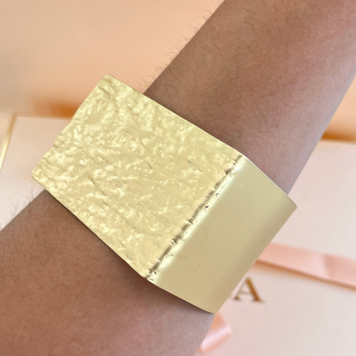 Gold handmade bangle