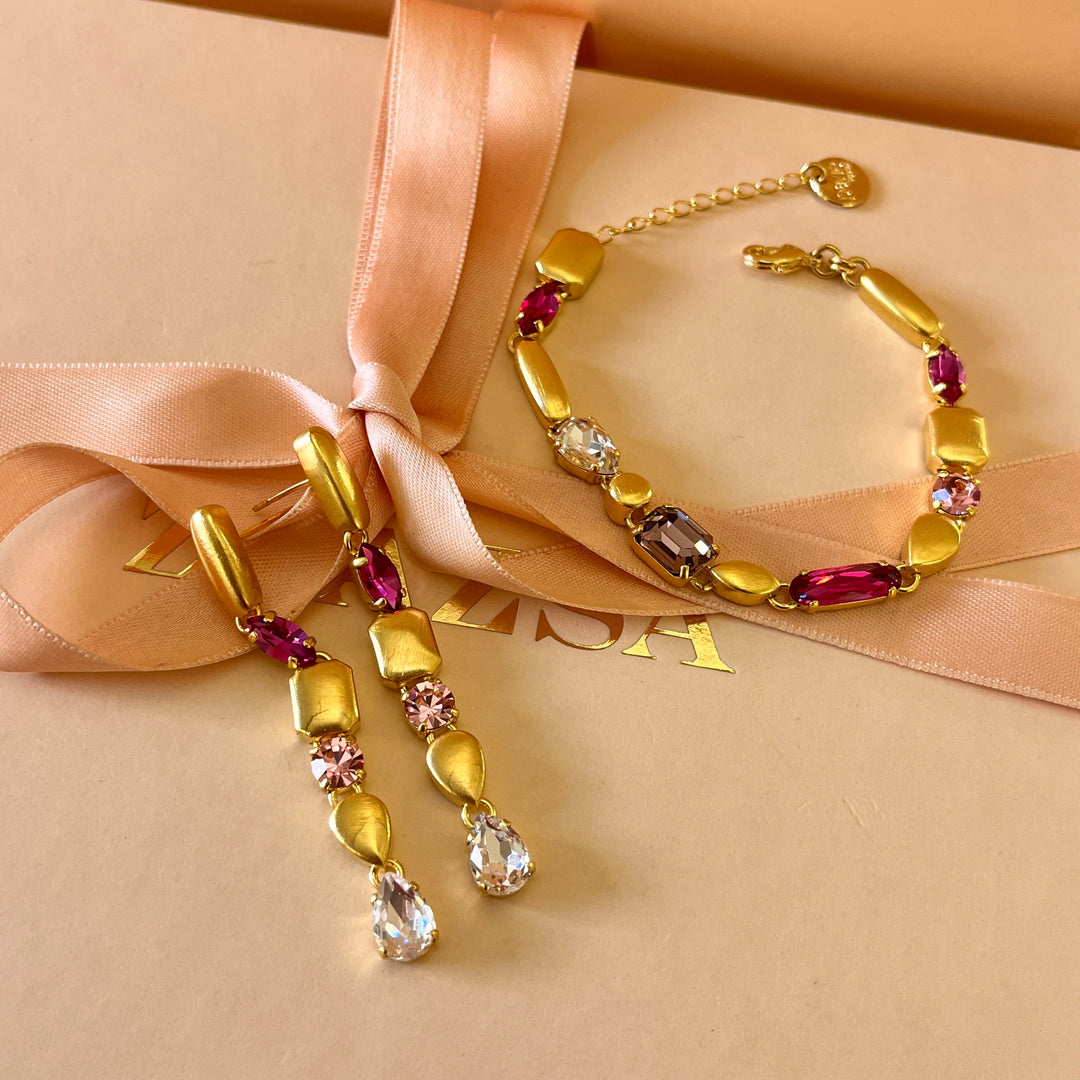 Shades of pink Swarovski crystals earrings and bracelet
