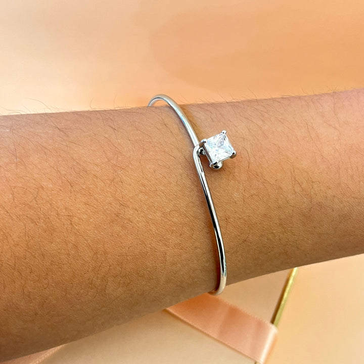 Silver zircone bangle